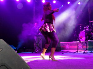 Bucie performing live at the Golden Pilsener Afro Fusion Concert 